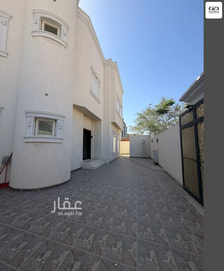 فيلا للبيع في شارع ابي الكرم النحوي, حي أبحر الجنوبية, مدينة جدة, منطقة مكة المكرمة صورة 2
