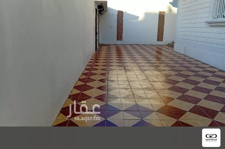 عمارة للإيجار في شارع ابن محمد الفهري, حي الحمدانية, مدينة جدة, منطقة مكة المكرمة 1 صورة