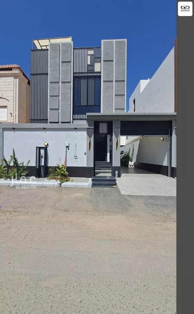 فيلا للبيع في شارع علي المغربي, حي الشراع, مدينة جدة, منطقة مكة المكرمة 1 صورة