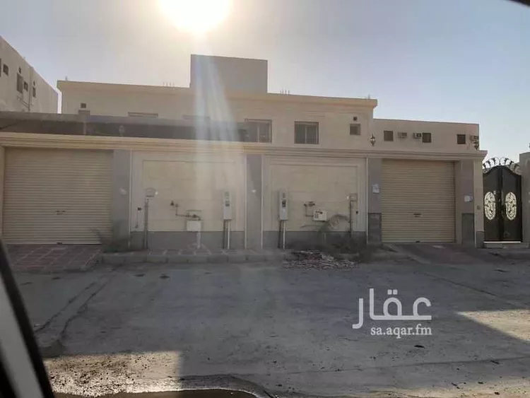 فيلا للبيع في شارع محمد الزبيري ، ضاحية الملك فهد ، الدمام ، الدمام صورة 2