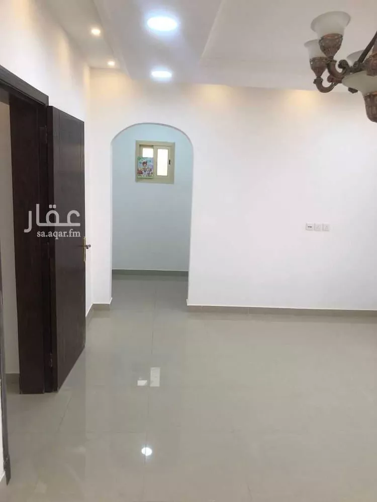 فيلا للبيع في حي ، شارع المقداد ابن عمرو ، ضاحية الملك فهد ، الدمام ، الدمام صورة 4