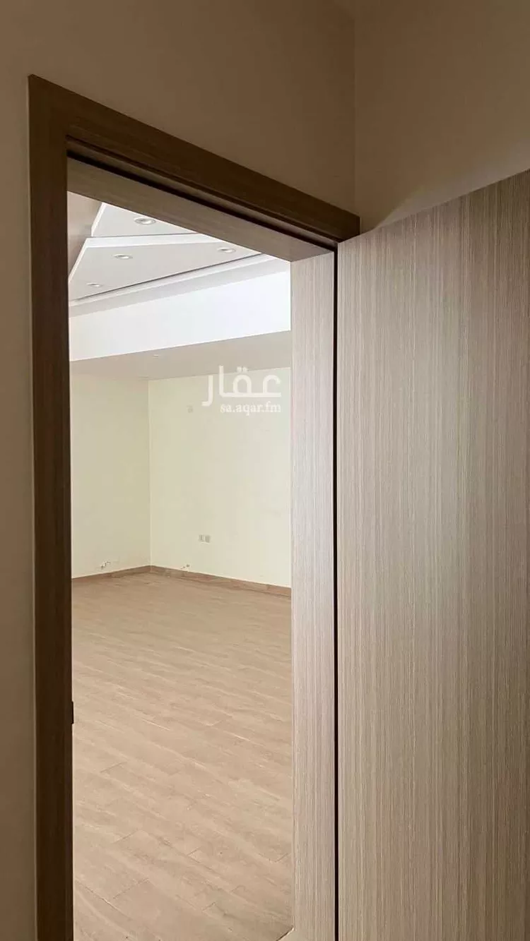 فيلا للبيع في شارع أبي الحسين الرضي, حي العارض, مدينة الرياض, منطقة الرياض صورة 5
