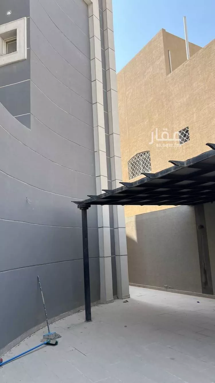 فيلا للبيع في شارع أبي الحسين الرضي, حي العارض, مدينة الرياض, منطقة الرياض