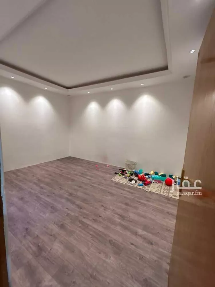 شقة للبيع في شارع بحر العرب, حي إشبيلية, مدينة الرياض, منطقة الرياض صورة 5