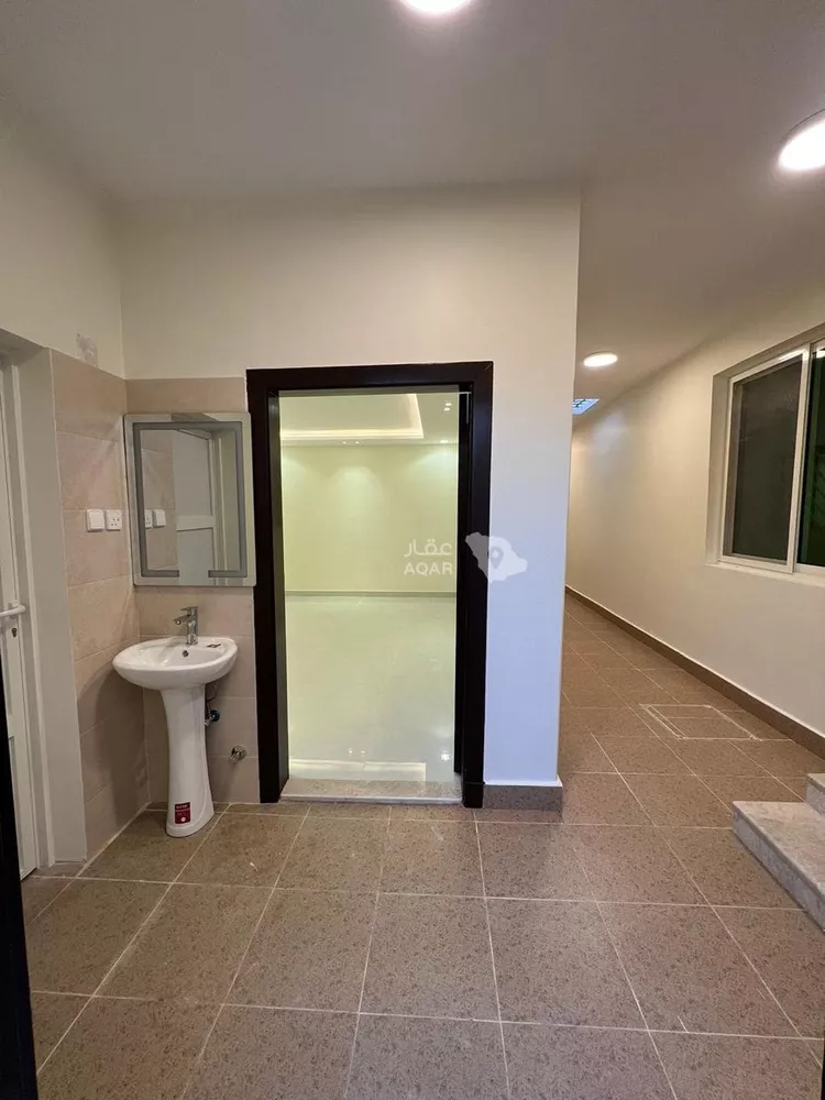 Villa for Sale in Ad Diriyah Al Khalidiyah 2