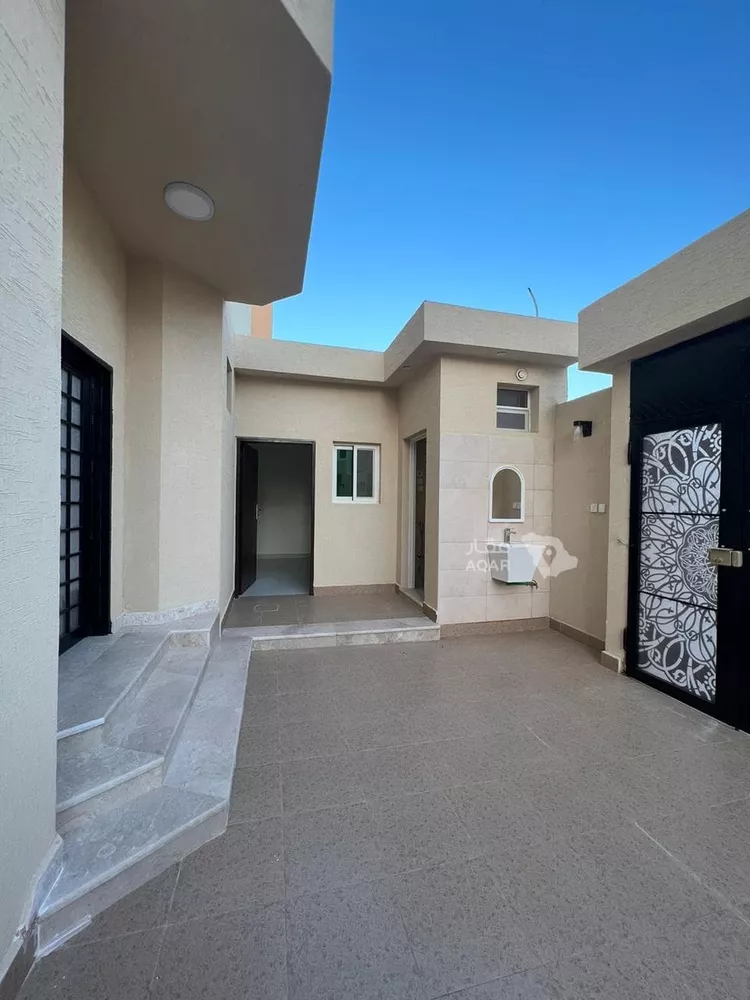 Villa for Sale in Ad Diriyah Al Khalidiyah 4
