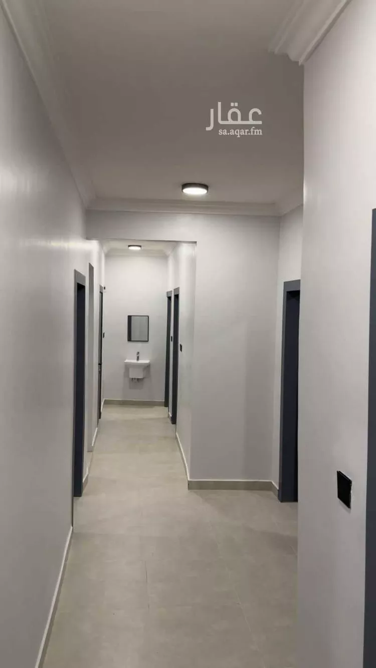 عمارة للبيع في شارع جبل طارق, حي أم الحمام الشرقي, مدينة الرياض, منطقة الرياض صورة 3