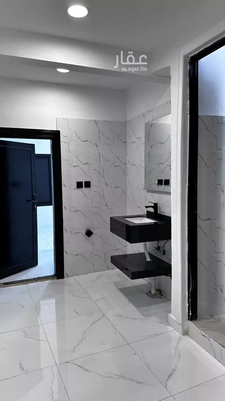 عمارة للبيع في شارع عين الثغرة, حي أم الحمام الشرقي, مدينة الرياض, منطقة الرياض صورة 5