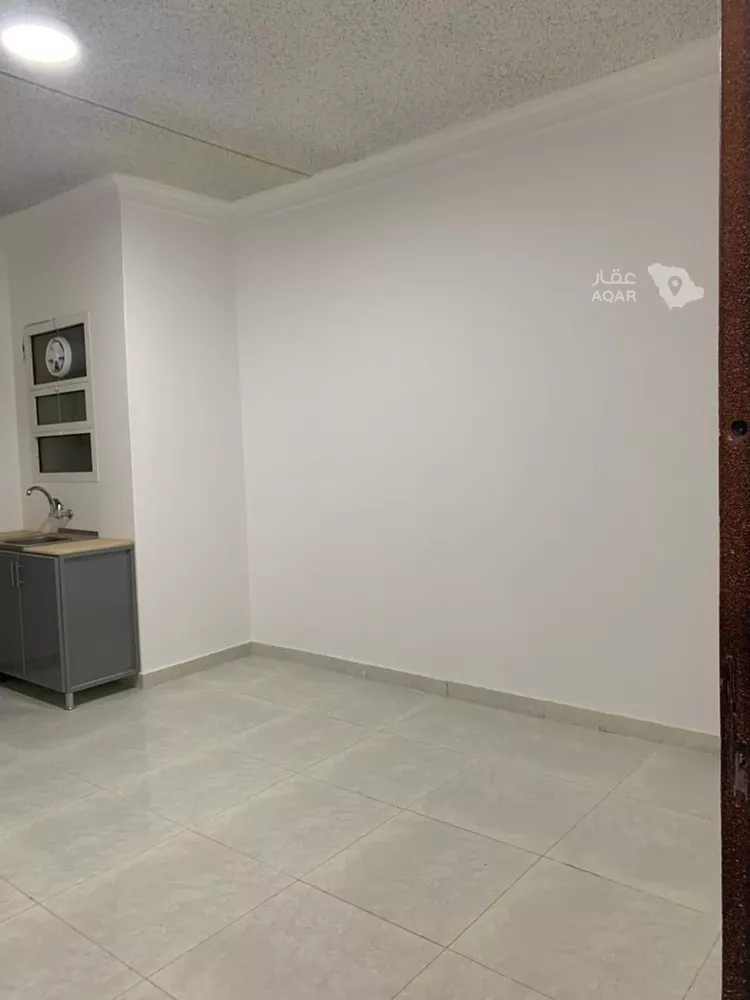 مكتب تجاري للإيجار في شارع الشيخ حسن بن حسين بن علي, حي قرطبة, مدينة الرياض, منطقة الرياض 5