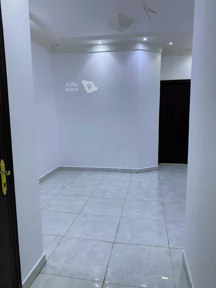 فيلا للبيع في شارع الجزين, حي الدار البيضاء, مدينة الرياض, منطقة الرياض 4