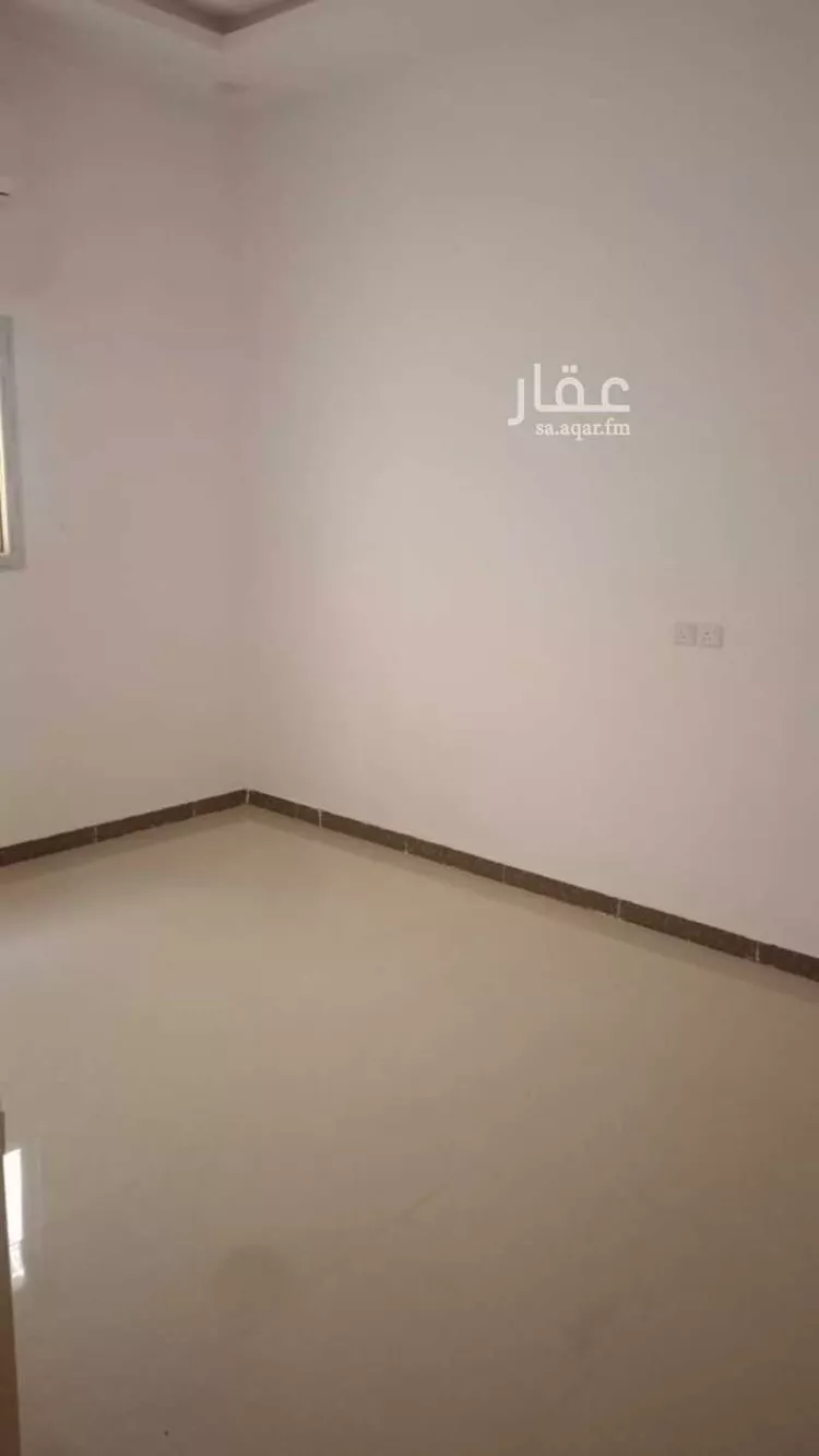 مكتب تجاري للإيجار في شارع الداخلة, حي الدار البيضاء, مدينة الرياض, منطقة الرياض صورة 2