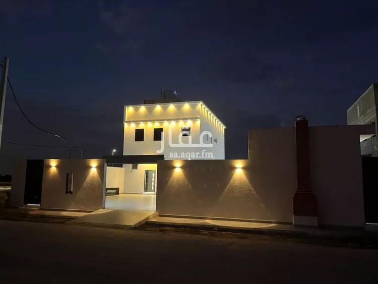 فيلا للبيع في شارع ابراهيم بن قيس, حي الواحة, مدينة عنيزة, منطقة القصيم صورة 4