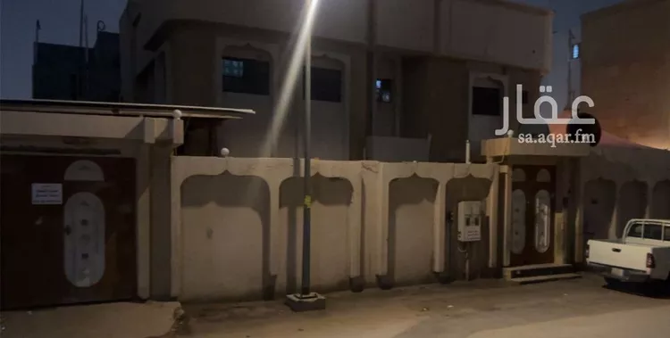 فيلا للبيع في شارع عبدالقاهر التميمي, حي أم الحمام الغربي, مدينة الرياض, منطقة الرياض صورة 2