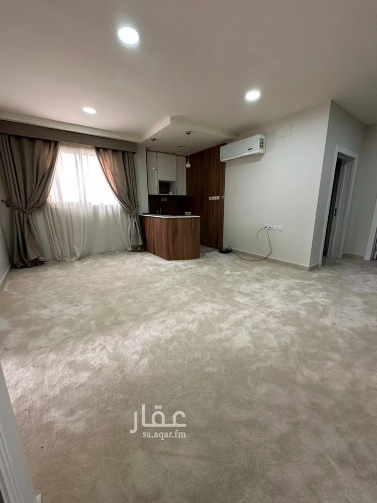 فيلا للبيع في شارع خولة بنت حكيم, حي الجريف, مدينة الرس, منطقة القصيم صورة 4