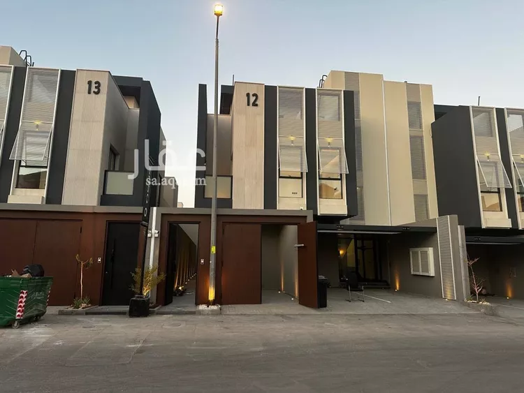 دور للبيع في شارع رقم 309, حي الياسمين, مدينة الرياض, منطقة الرياض صورة 2