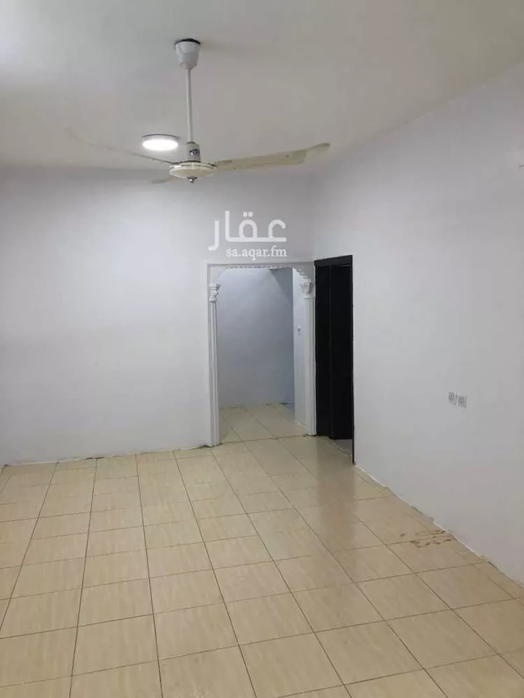 شقة للإيجار في شارع عمر بن بكار, حي العريجاء الغربي, مدينة الرياض, منطقة الرياض