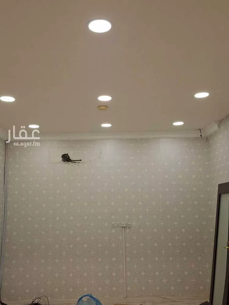 محل للإيجار في شارع طريق الملك فيصل, حي الخالدية الشمالية, مدينة الدمام, المنطقة الشرقية صورة 2