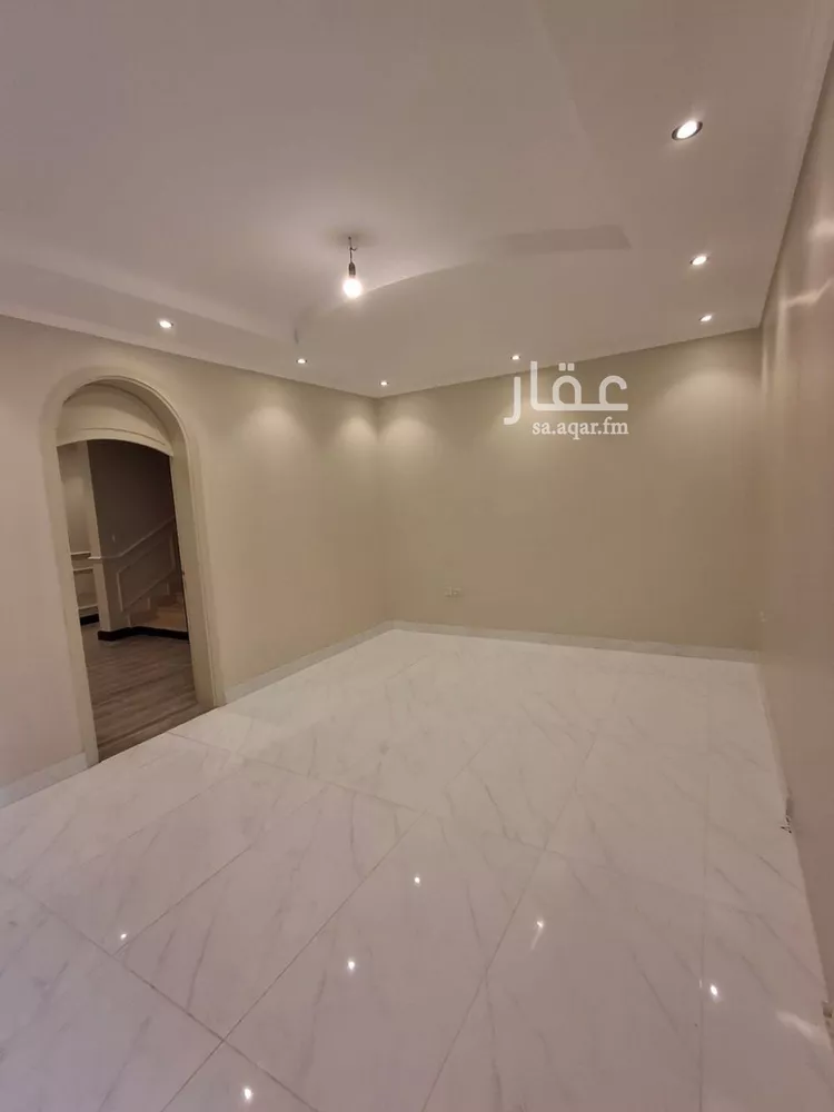 فيلا للإيجار في شارع أبو الطيب القروي, حي الشراع, مدينة جدة, منطقة مكة المكرمة صورة 2