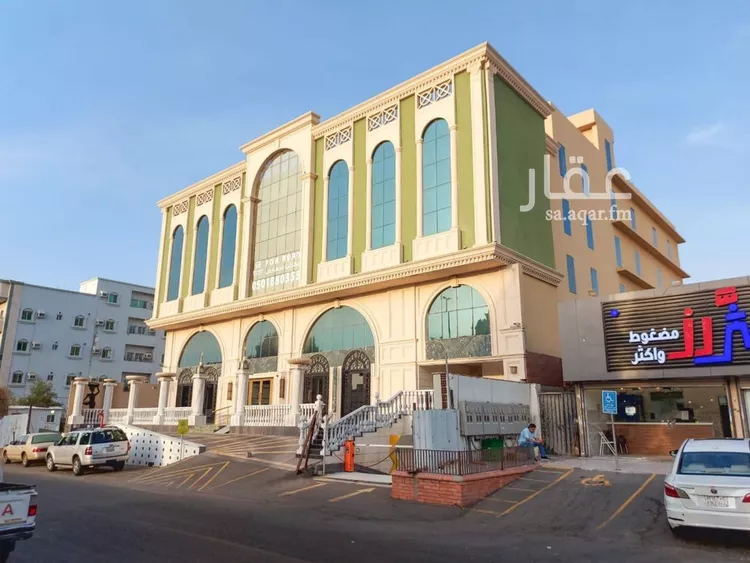 عمارة للإيجار في شارع ام القرى, حي الصفاء, مدينة جدة, منطقة مكة المكرمة صورة 2