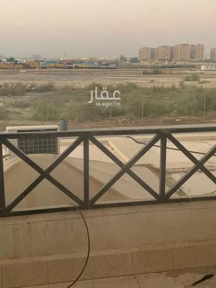 فيلا للبيع في شارع النفوذ, حي الخالدية الشمالية, مدينة الدمام, المنطقة الشرقية صورة 3