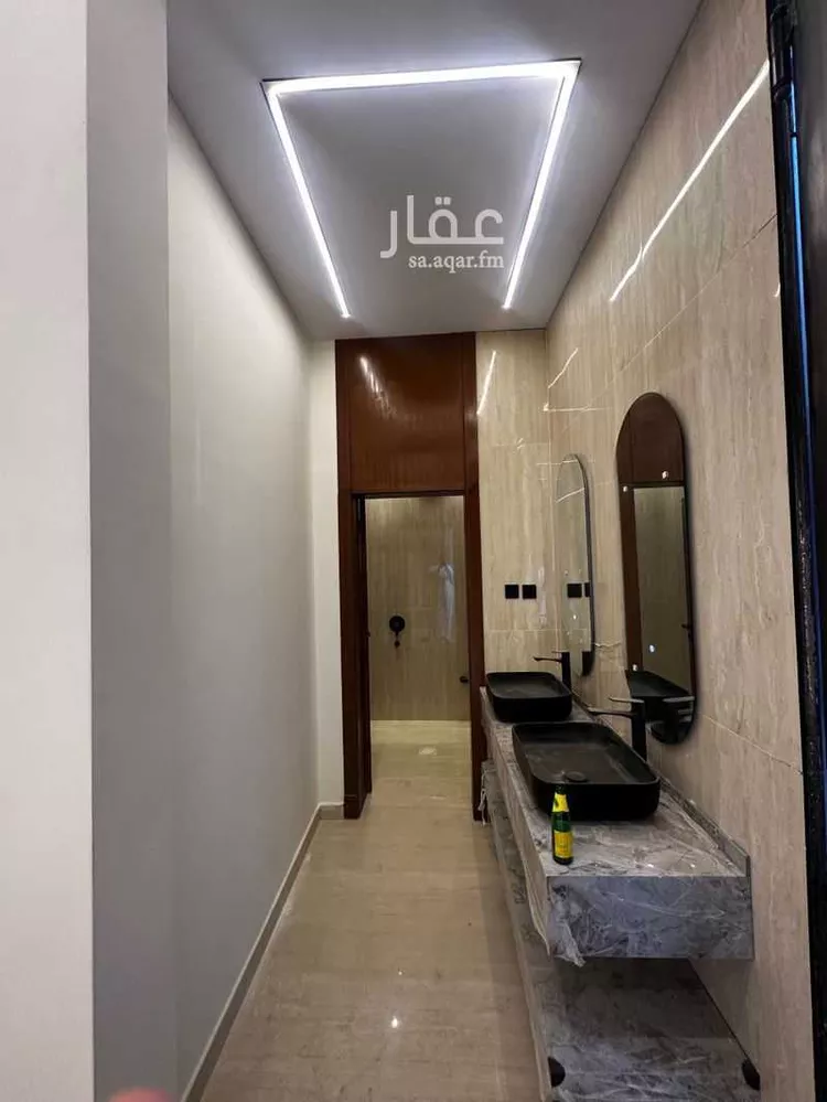 فيلا للبيع في شارع الامام البخاري ، حي عريض ، الرياض ، منطقة الرياض صورة 4