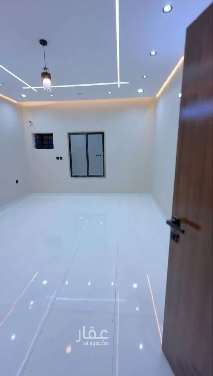 شقة للإيجار في شارع راس لانوف ، وادى عز الدين ، ابو عريش صورة 2