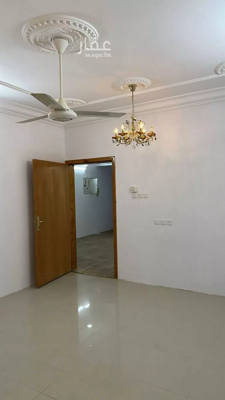 شقة للإيجار في شارع الامام تركي بن عبدالله ، حي الخالدية ، ابها ، منطقة عسير صورة 2