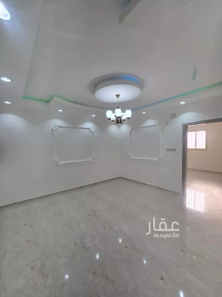 شقة للبيع في شارع الصوامع 10, حي الصوامع, مدينة أحد رفيدة, منطقة عسير صورة 4