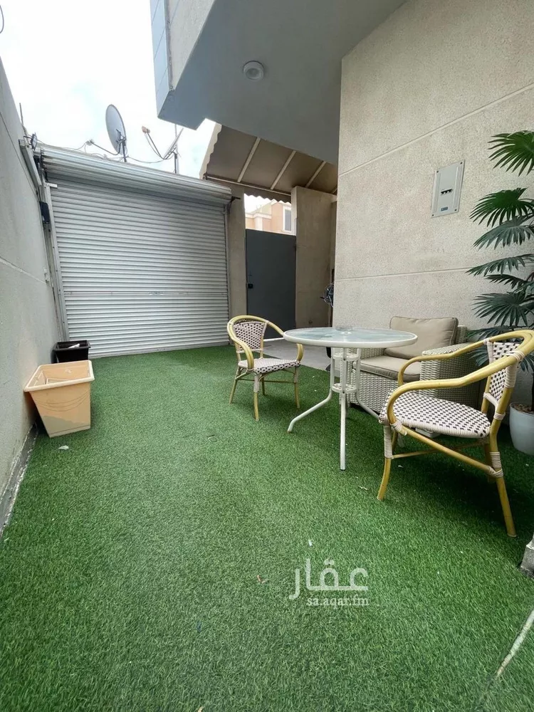 دور للبيع في شارع وادي الساحل, حي بدر, مدينة الرياض, منطقة الرياض صورة 4