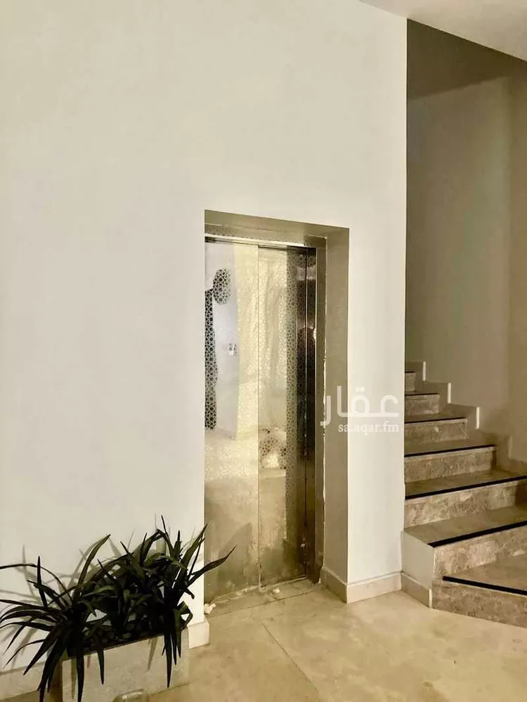 فيلا للبيع في شارع رقم 384, حي الملقا, مدينة الرياض, منطقة الرياض صورة 5