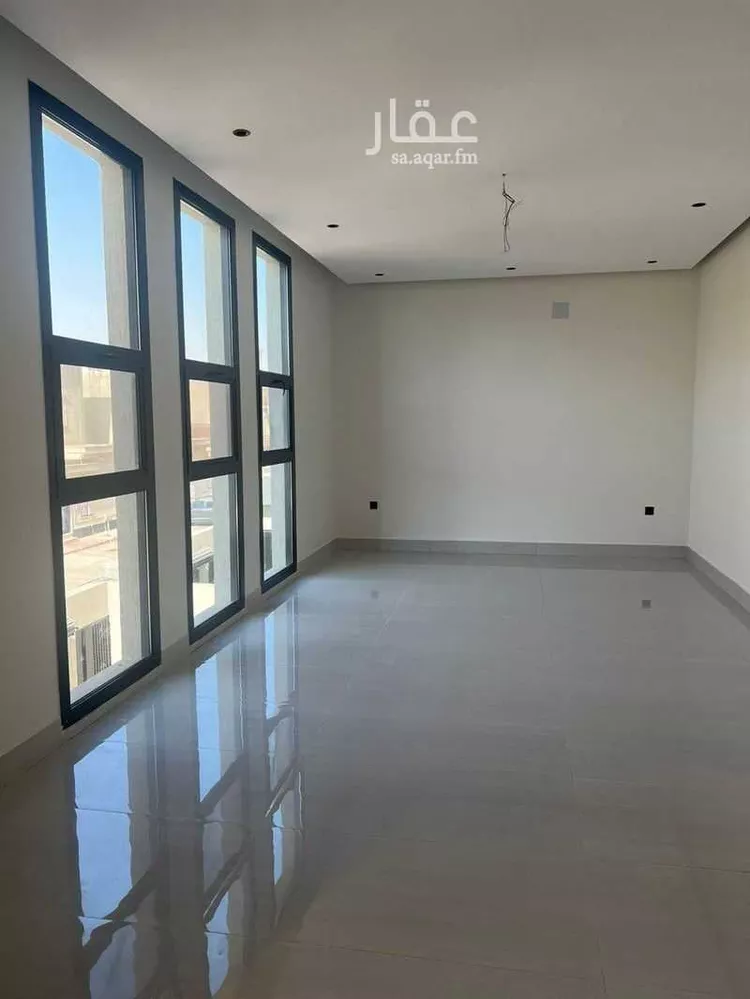 دور للبيع في شارع رقم 2, حي الجنادرية, مدينة الرياض, منطقة الرياض صورة 3