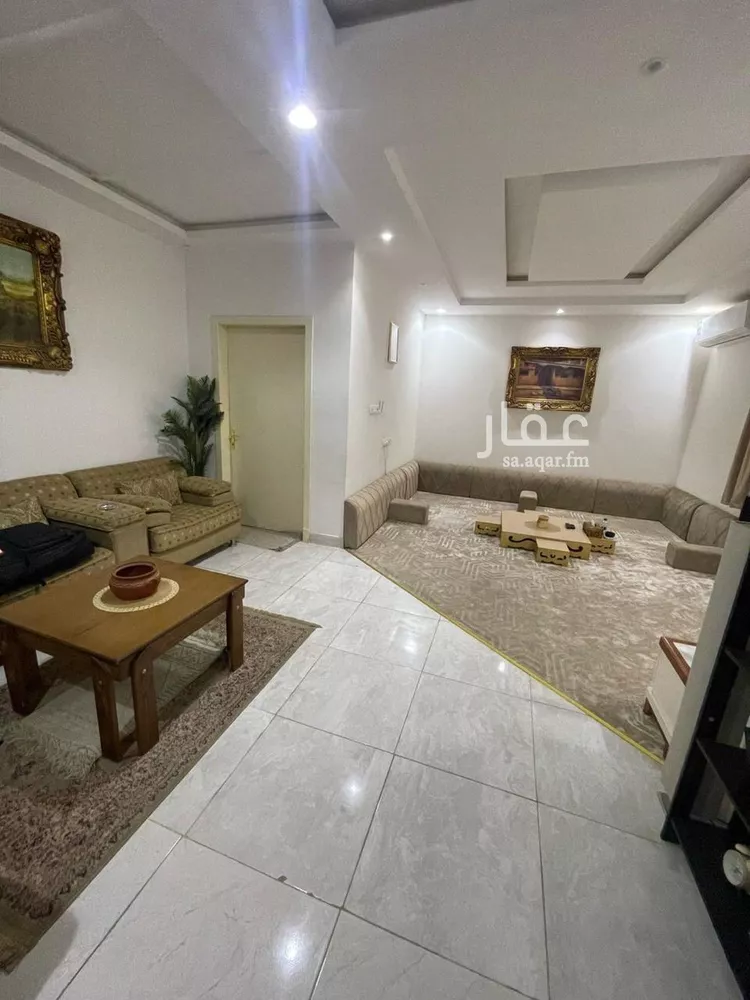 دور للبيع في شارع وادي الساحل, حي بدر, مدينة الرياض, منطقة الرياض صورة 5