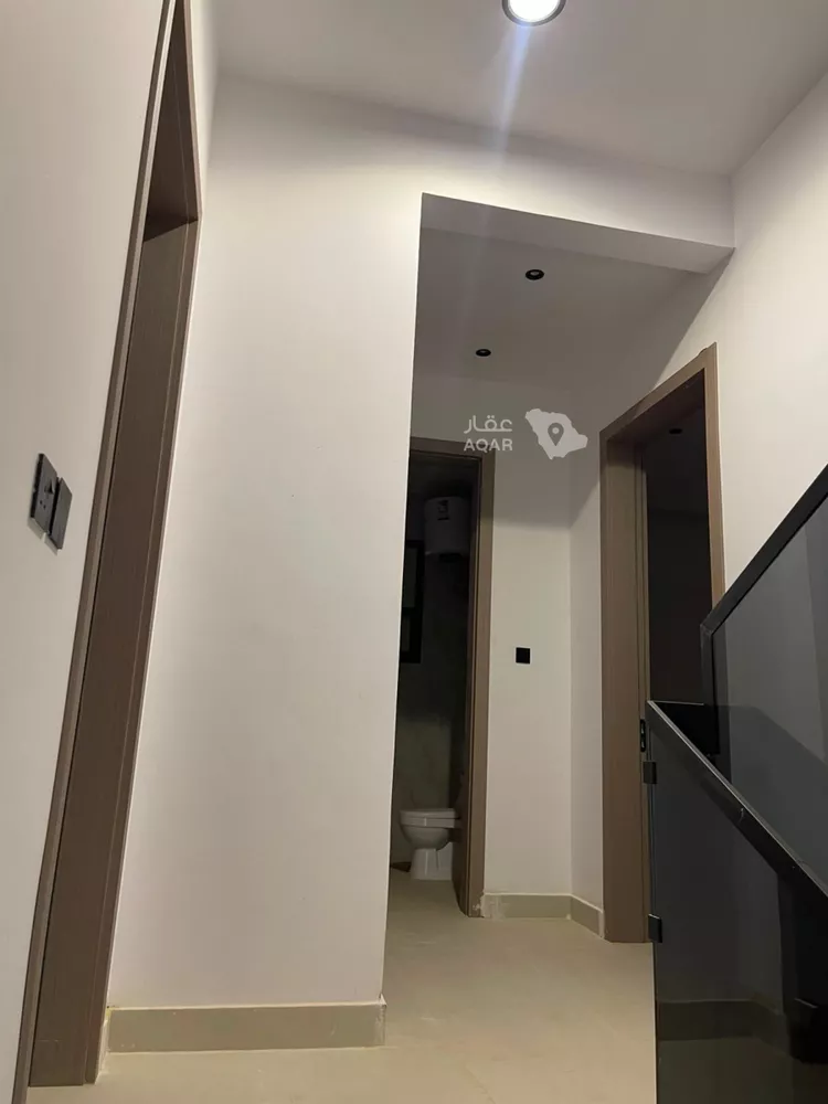 فيلا للإيجار في شارع حمزة بن القاسم, حي الرمال, مدينة الرياض, منطقة الرياض 8
