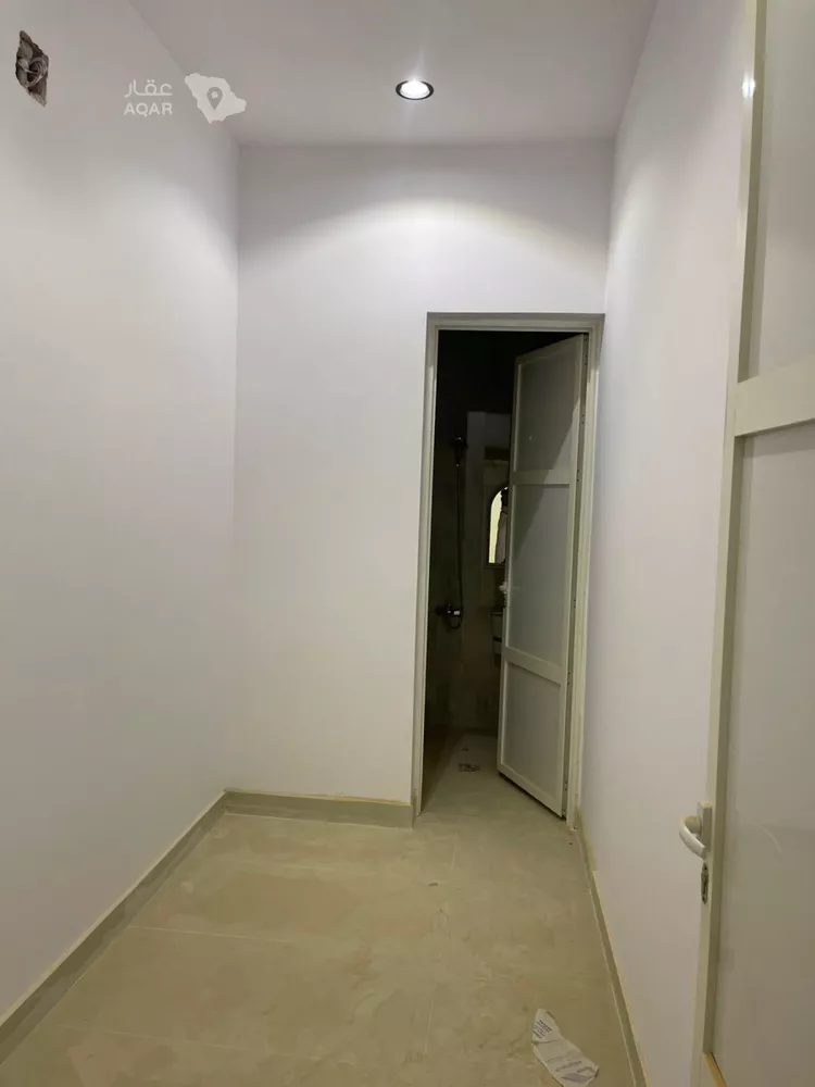 فيلا للإيجار في شارع حمزة بن القاسم, حي الرمال, مدينة الرياض, منطقة الرياض 14