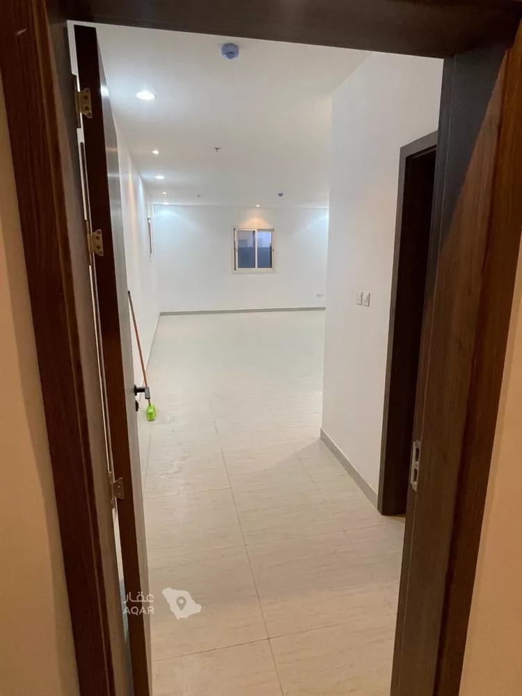 عمارة للإيجار في شارع البلقاء, حي المونسية, مدينة الرياض, منطقة الرياض 16