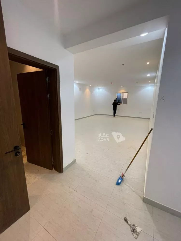 عمارة للإيجار في شارع البلقاء, حي المونسية, مدينة الرياض, منطقة الرياض 12