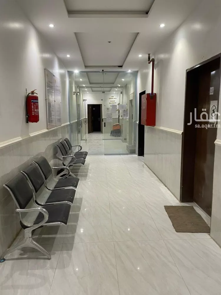 عمارة للإيجار في شارع ابي العباس الحميري, حي الرمال, مدينة الرياض, منطقة الرياض صورة 4
