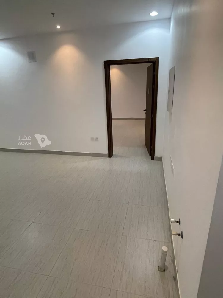 عمارة للإيجار في شارع البلقاء, حي المونسية, مدينة الرياض, منطقة الرياض 14