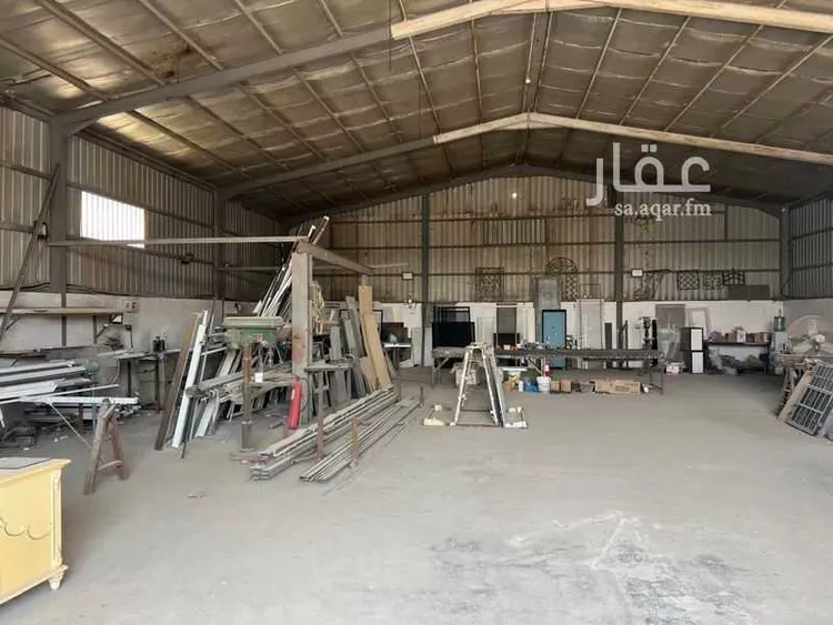 محل للبيع في شارع شارع عبد الله الكوفي, حي صناعية العريفي - الجبيل, مدينة الجبيل, المنطقة الشرقية صورة 2