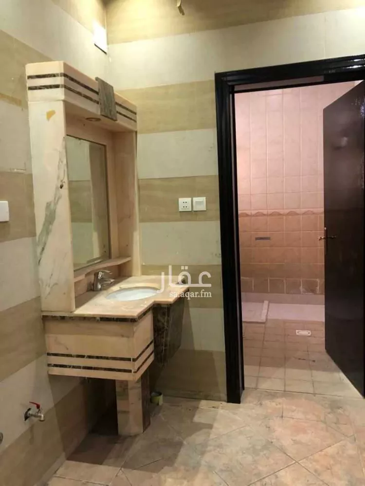 شقة للإيجار في شارع احمد عارف حكمت ، حي المروج ، ابها ، منطقة عسير صورة 4