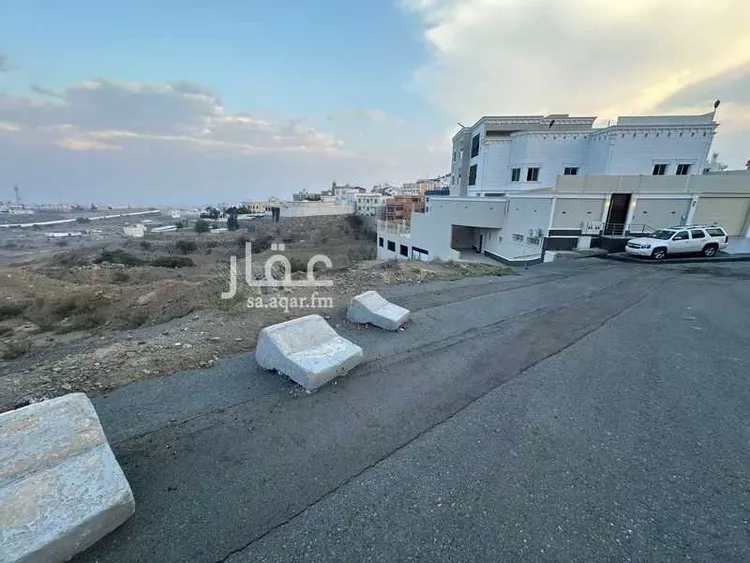 أرض للبيع في شارع العام, حي القري, مدينة أبها, منطقة عسير صورة 3