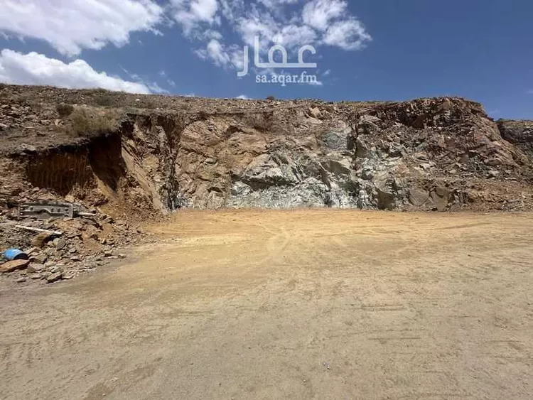 أرض للبيع في شارع العام, حي السلام, مدينة أبها, منطقة عسير