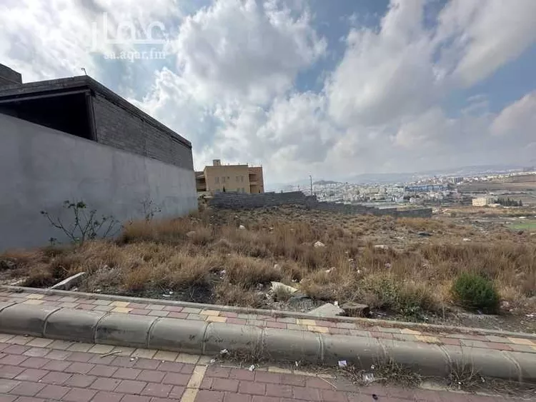 أرض للبيع في شارع الحسن البصري, حي الربوة, مدينة أبها, منطقة عسير