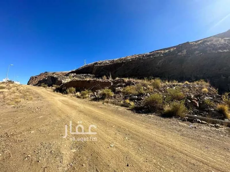 أرض للبيع في شارع العام, حي المنتزة, مدينة أبها, منطقة عسير