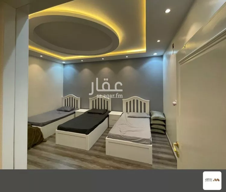 فيلا للبيع في شارع أبي طالب الهاشمي, حي العريجاء الأوسط, مدينة الرياض, منطقة الرياض صورة 5