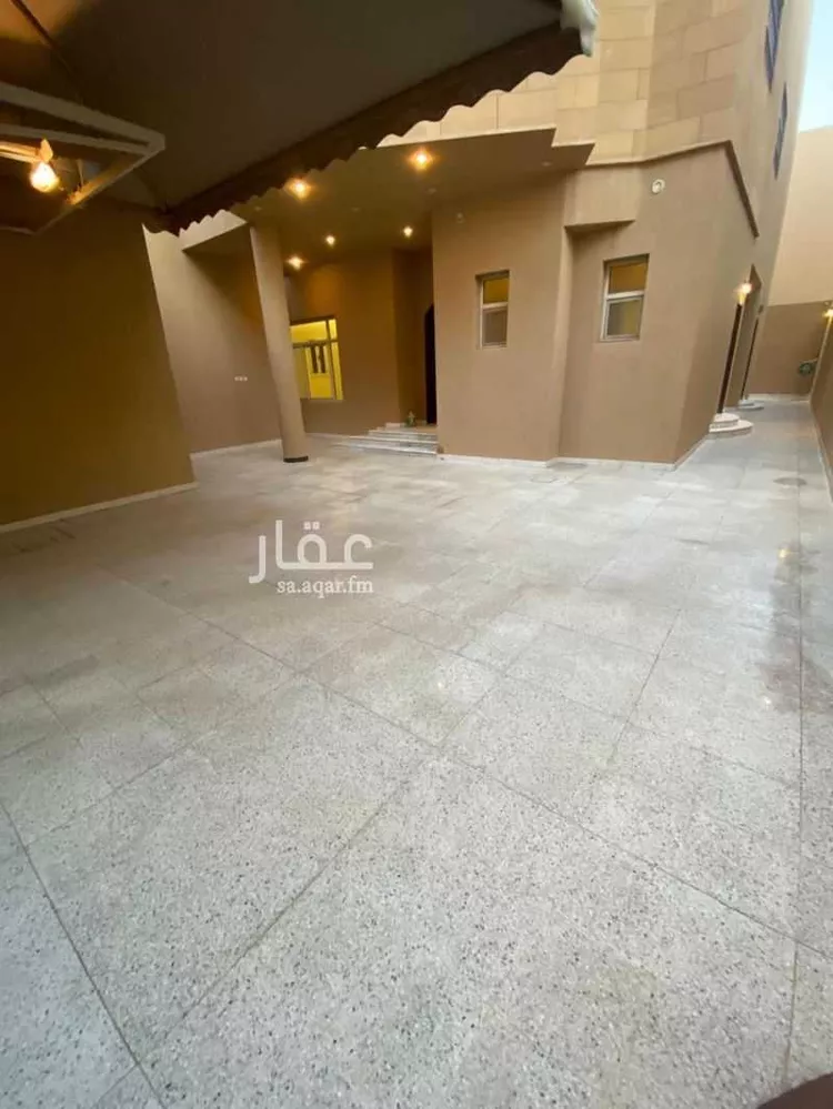 Floor for Rent in Riyadh Al Khaleej