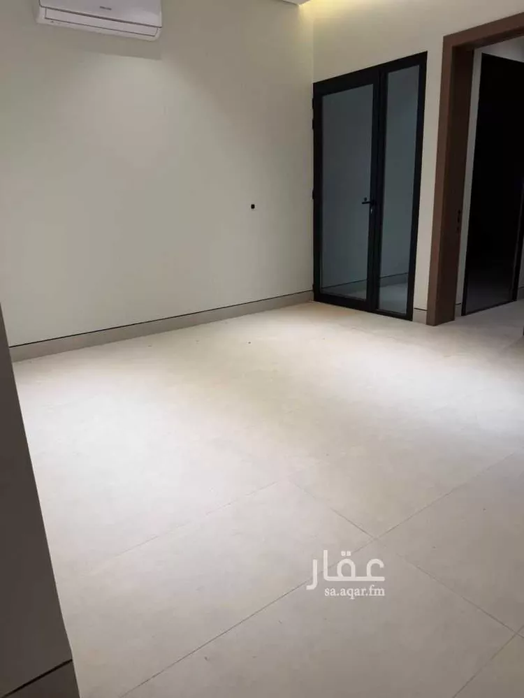 دور للبيع في شارع الحلوة, حي إشبيلية, مدينة الرياض, منطقة الرياض صورة 2