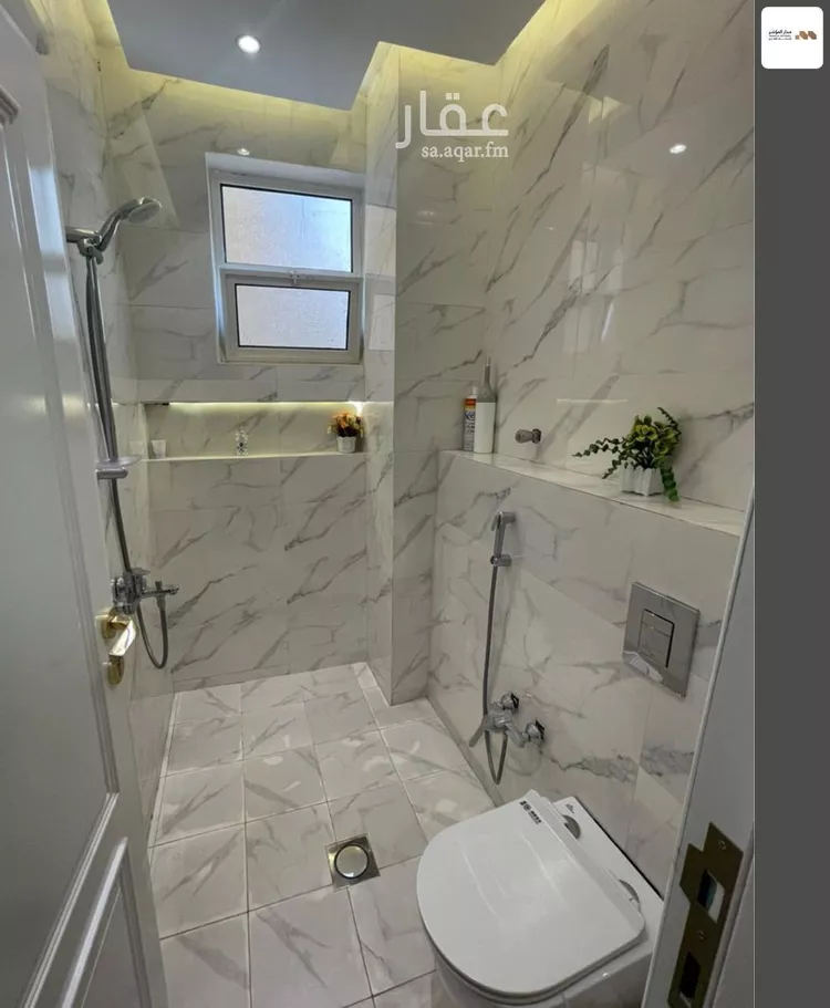 فيلا للبيع في شارع أبي طالب الهاشمي, حي العريجاء الأوسط, مدينة الرياض, منطقة الرياض صورة 2