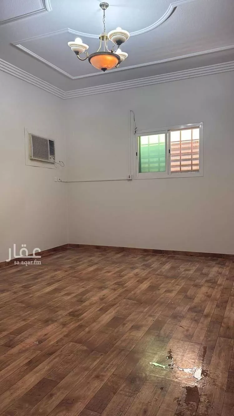 فيلا للبيع في شارع القرين, حي إشبيلية, مدينة الرياض, منطقة الرياض صورة 5