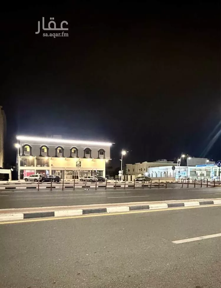 عمارة للإيجار في شارع الرحمة, حي النزهة, مدينة الدمام, المنطقة الشرقية صورة 4